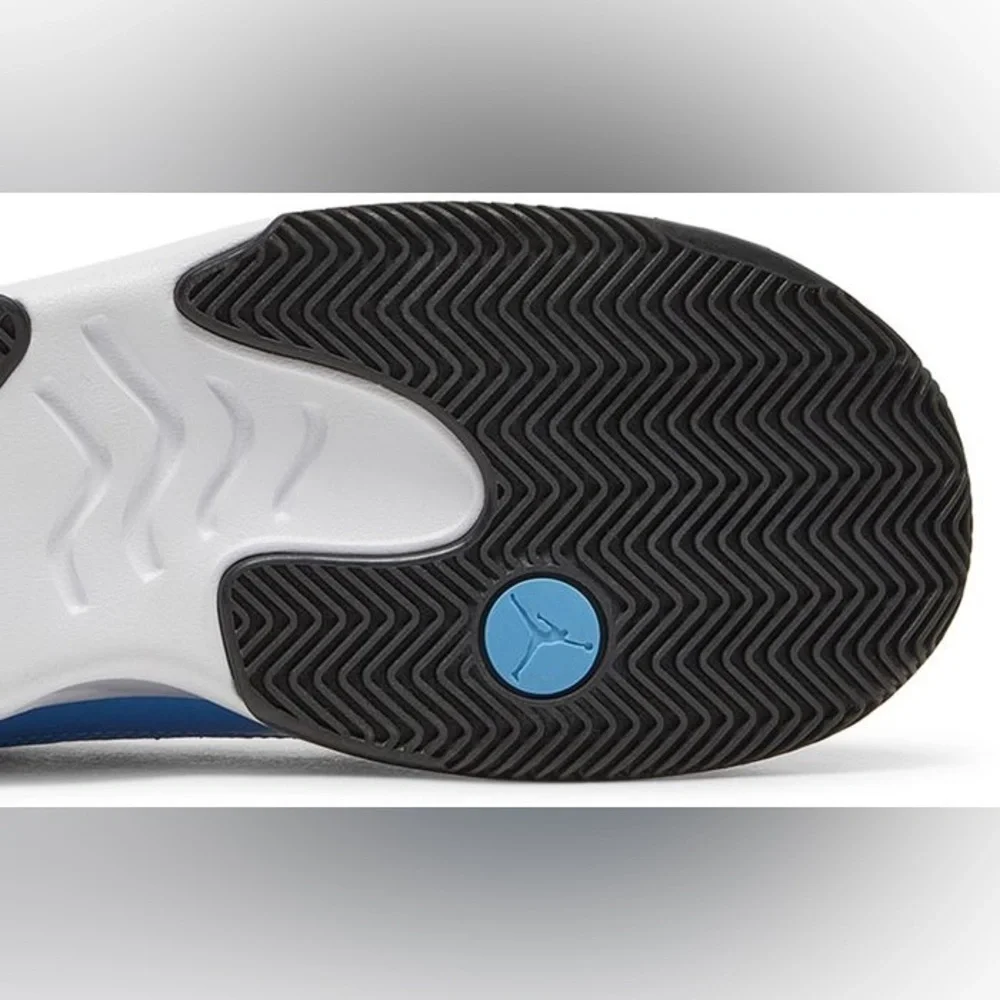 Air Jordan Max Aura 2 GS 'Black University Blue' Sneakers